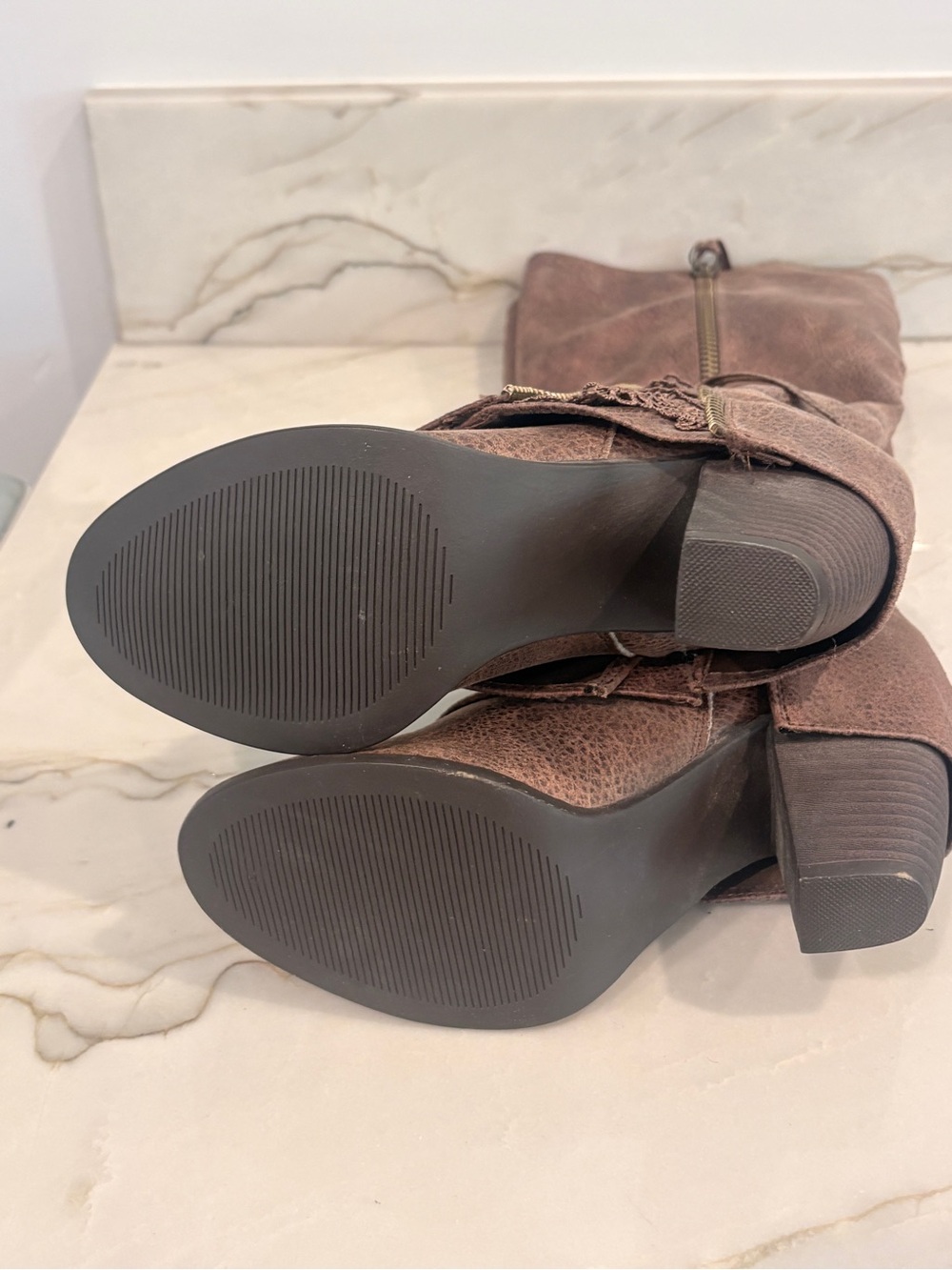 Women's Brown Knee-High Zip Boots - Picture 10 of 10